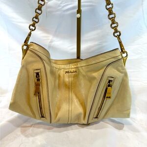 Authentic Buttercream Leather Prada- GoRgEoUS !